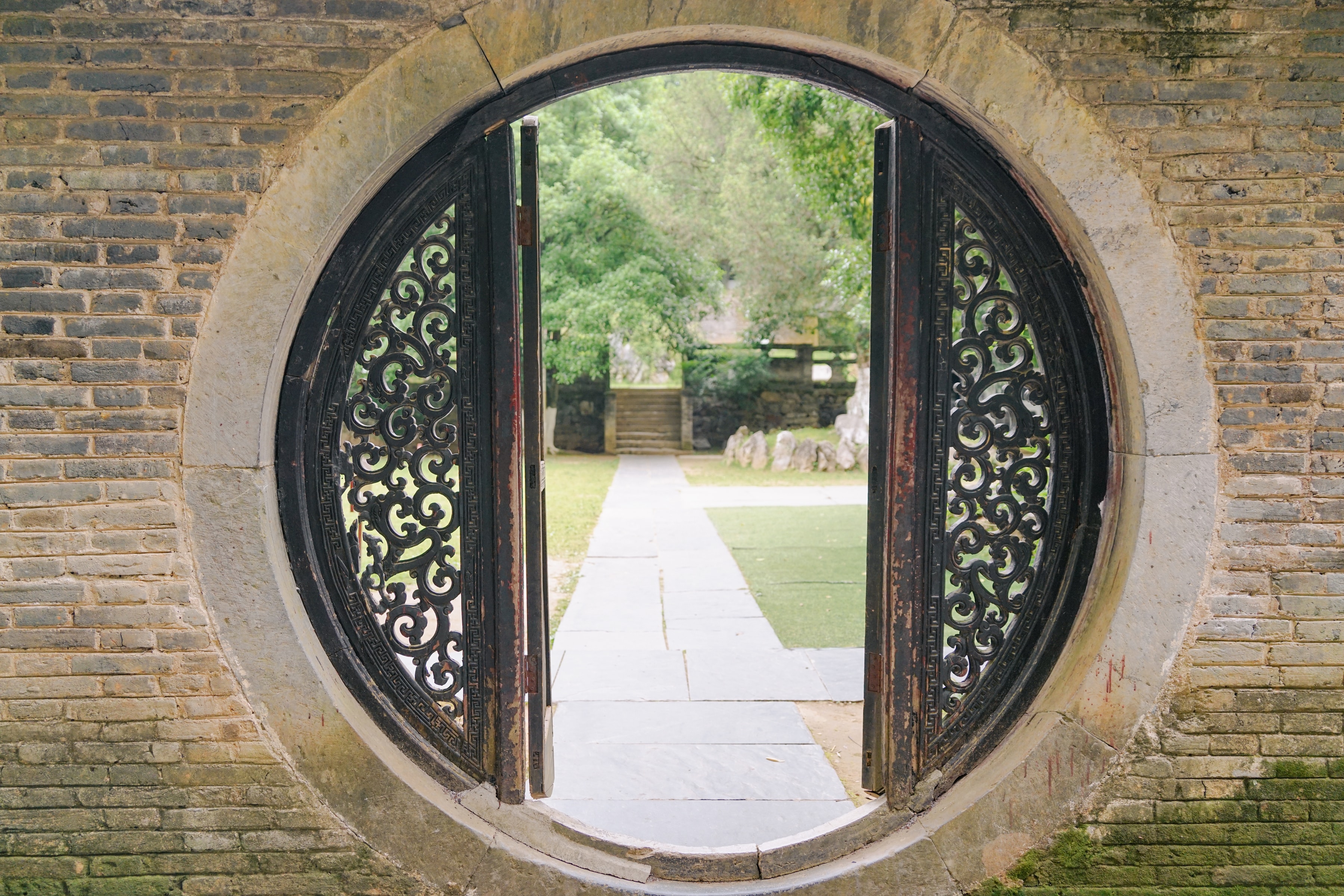 Serenity, Jingdezhen, China, 2025-05-05.